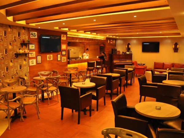 Ceasars Park Hotel image 16